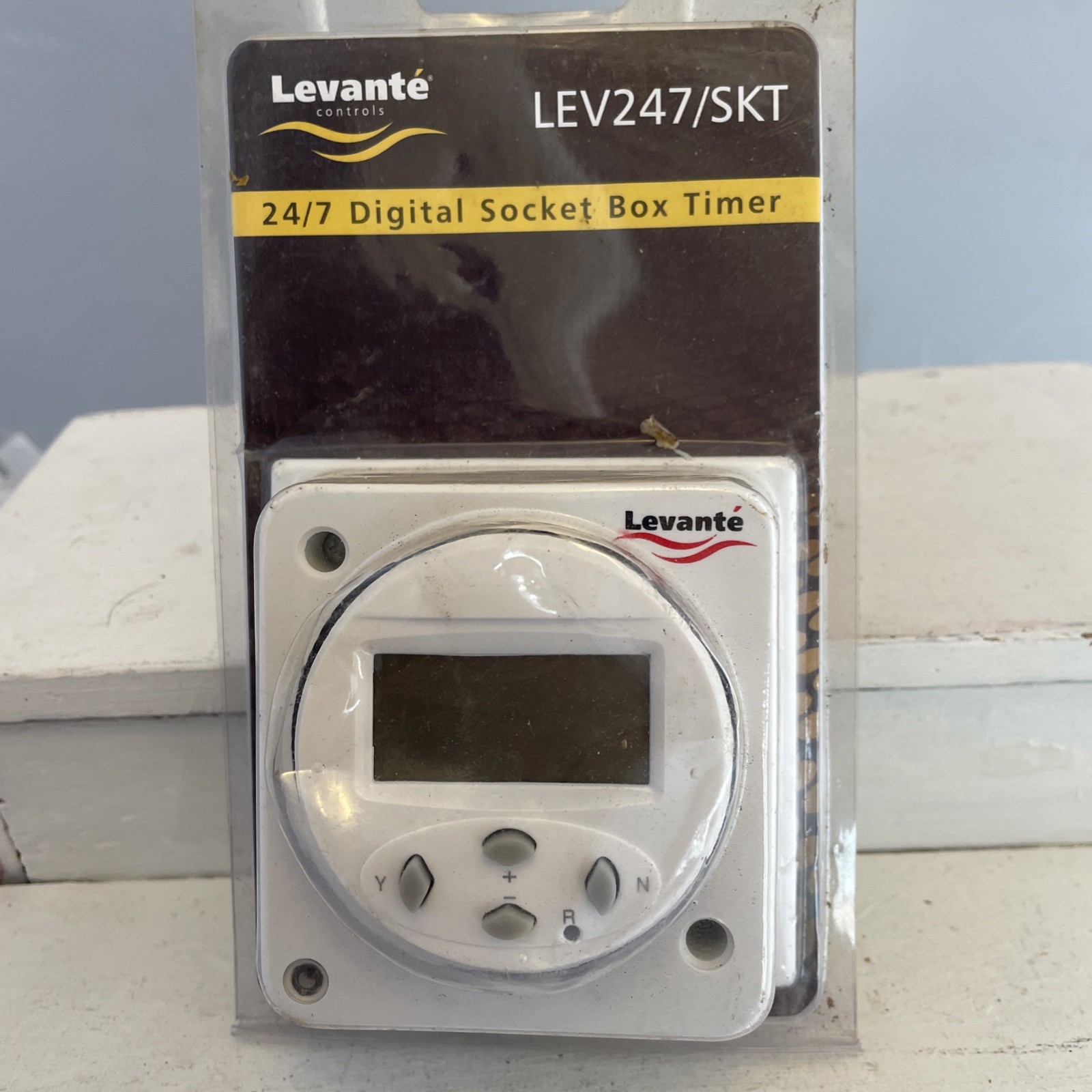 24/7 DIGITAL SURFACE MOUNT  TIMER - LEVANTE LEV247/SKT - NEW -
