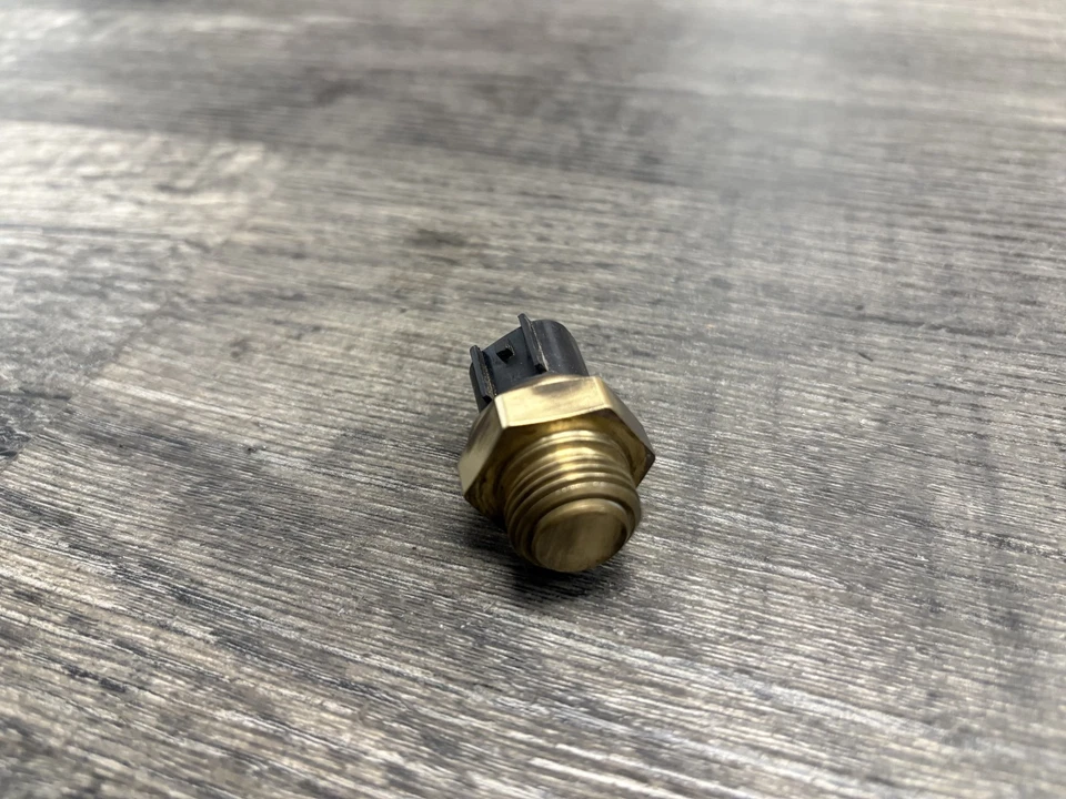 Suzuki GSXR750 GSXR600 VL800 VZ800 SV1000 OEM Radiator Fan Switch - Image 3 of 3