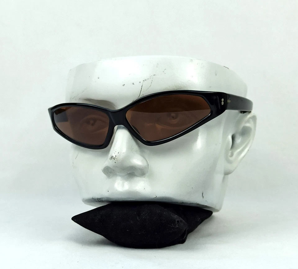 Gafas de sol únicas vintage ojos de murciélago años 50 Italia Roma muy raras clásicas negras Foto 3 de 4