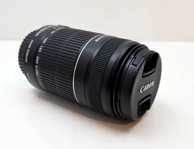 Canon Zoom Lens Objektiv / EF-S 55-250mm IS II 1:4-5.6 - Macro 1.1m/3.6ft - Bild 1 von 4