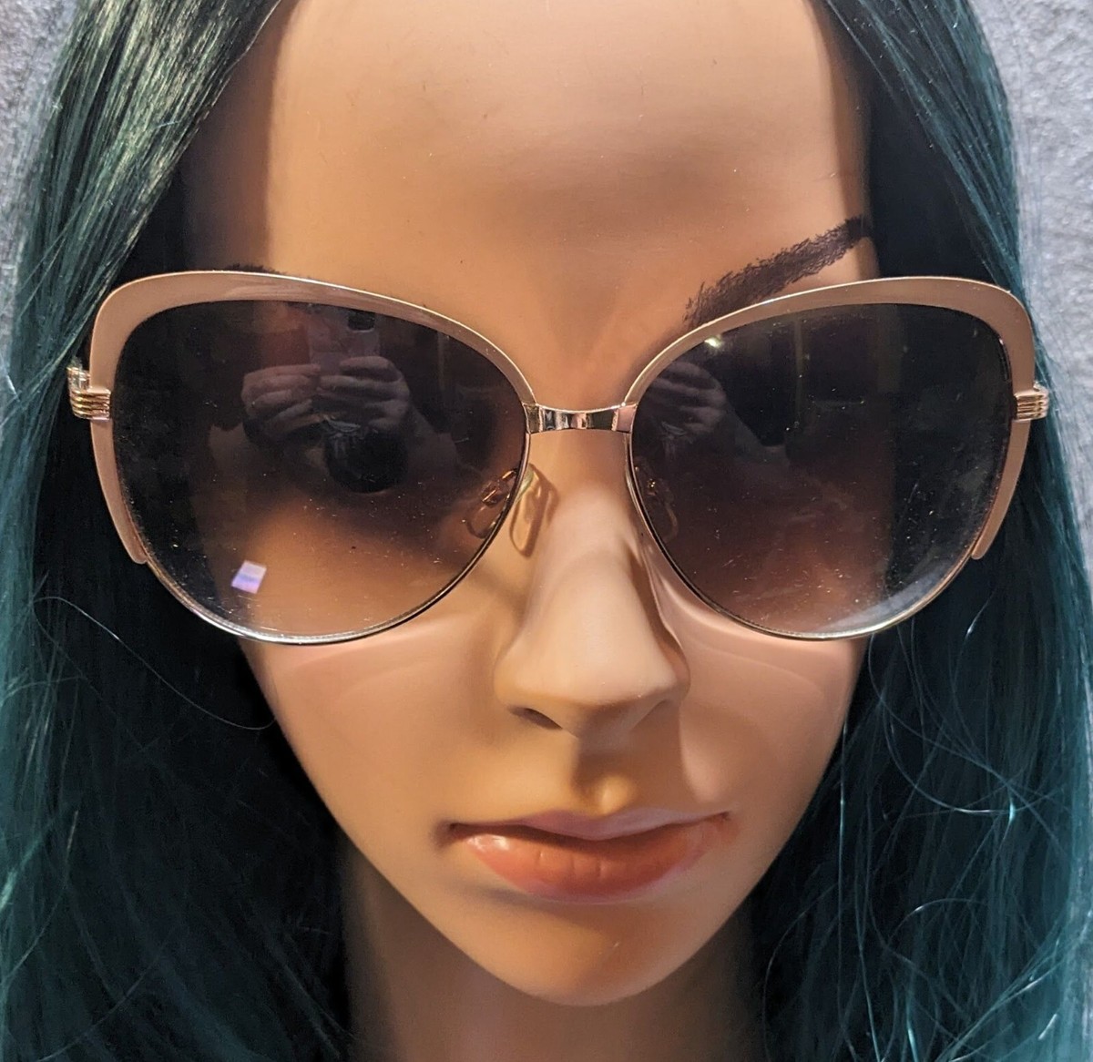 Rocawear Pinkish Biege Oversized Sunglasses | eBay display picture 1