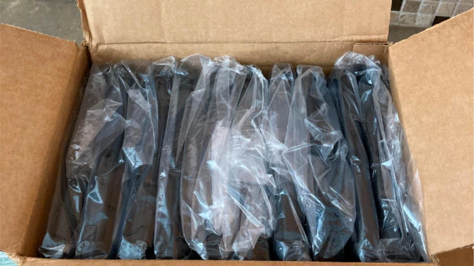 OTTERBOX DEFENDER SERIES CASE APPLE IPAD AIR (1ST GEN) BLACK 77-52006 - Image 4 of 4