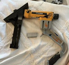 Bostitch Bulldog BTFP12569 2" 16 -Gauge Pneumatic Flooring Hardwood Floor Nailer