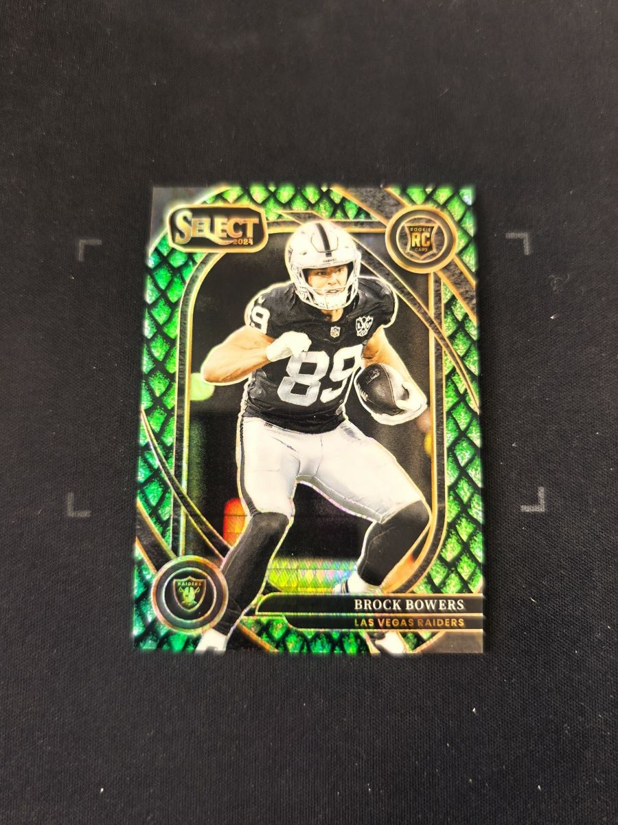 2024 Panini Select Brock Bowers Dragon Scale #222 Raiders Club Level 2/81