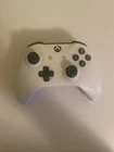 Xbox one s white controller plus game