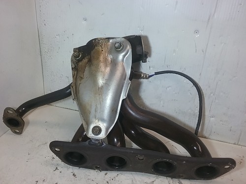 2010-2015 Toyota Prius Engine front manifol d 1.8L Hybrid ZC85 - Picture 4 of 5