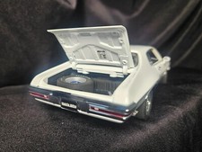 Preços baixos em GMP Pontiac 1:24 Veículos de brinquedo e de metal