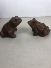 2- Vintage Resin Red Mill MFG. Handcrafted 3" & 3.5" Frogs Toad USA Made Figure