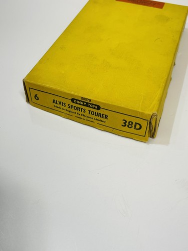 4 Dinky No: 38D "Trade Box of 4 Alvis Sports Tourers With Trade Box Green Maroon - Picture 15 of 19