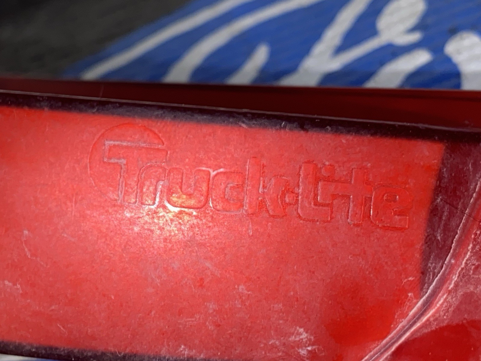 Ford GT 1987-1993 Center brake light