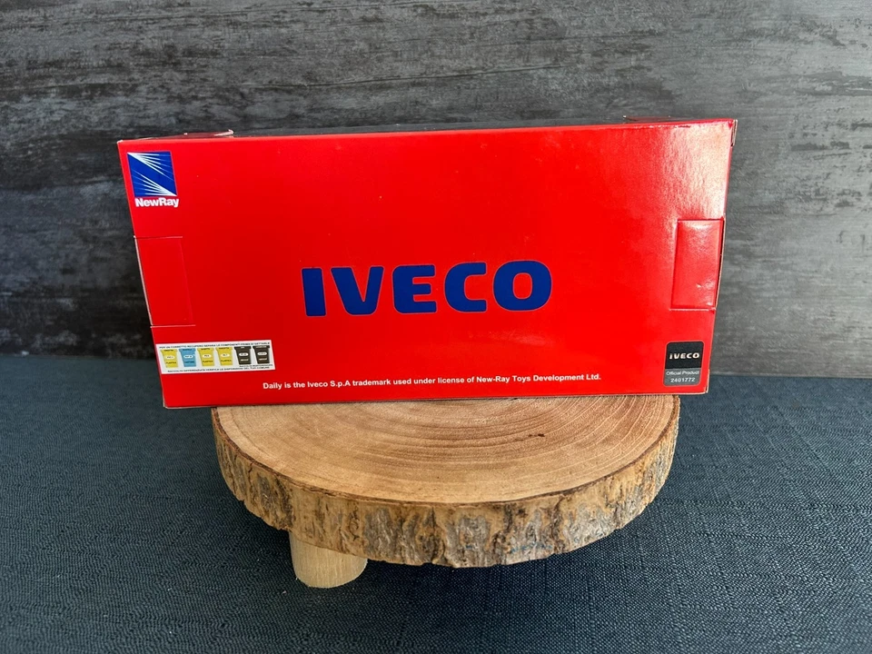 IVECO DAILY furgone CASSONATO cassone PICK UP modellino scala 1/36 NEW RAY - Immagine 4 di 4