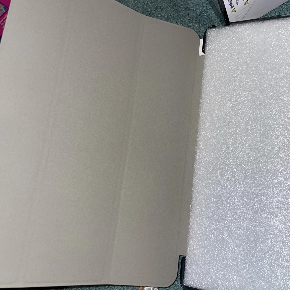 JETech Black Smart Cover Case For Apple iPad Air 2 iPad Air - Image 4 of 4