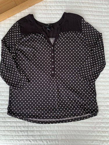 H&M Top Polka Dots Three Quarter Sleeves V Neck Black White Women's Size M