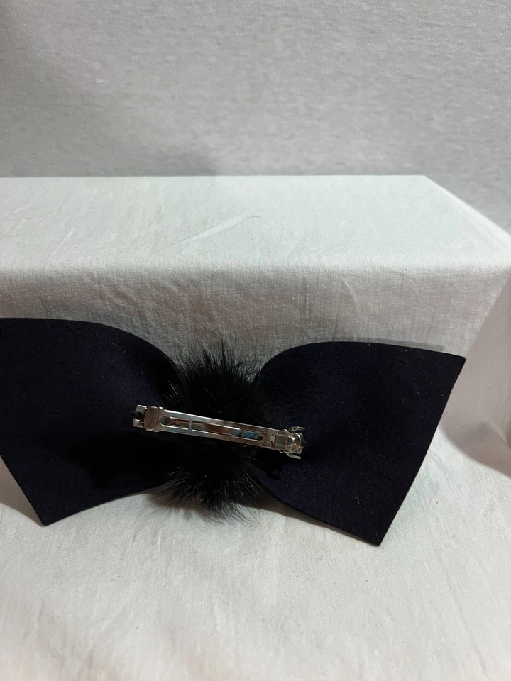Nuevo Clip de moño de pelo hecho a mano fieltro azul medianoche y bola de piel de visón negro 8" x 3" Foto 3 de 4