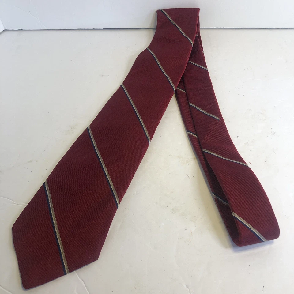 Chaps-Ralph Lauren Neck Tie. Red Striped, All Silk. - Imagem 2 de 4