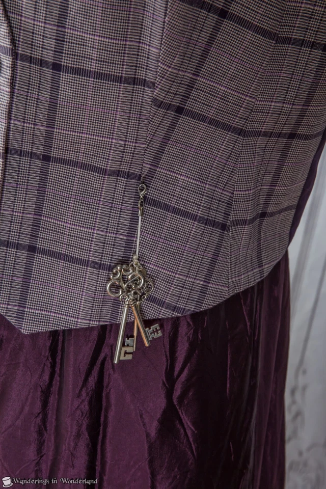 Purple Pearls Steampunk Costume Ex-Large Victorian Ladies - Image 4 of 4