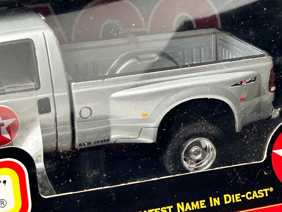 Matchbox 1:24 Scale 1999 Ford F-350 Super Duty Pickup Truck with