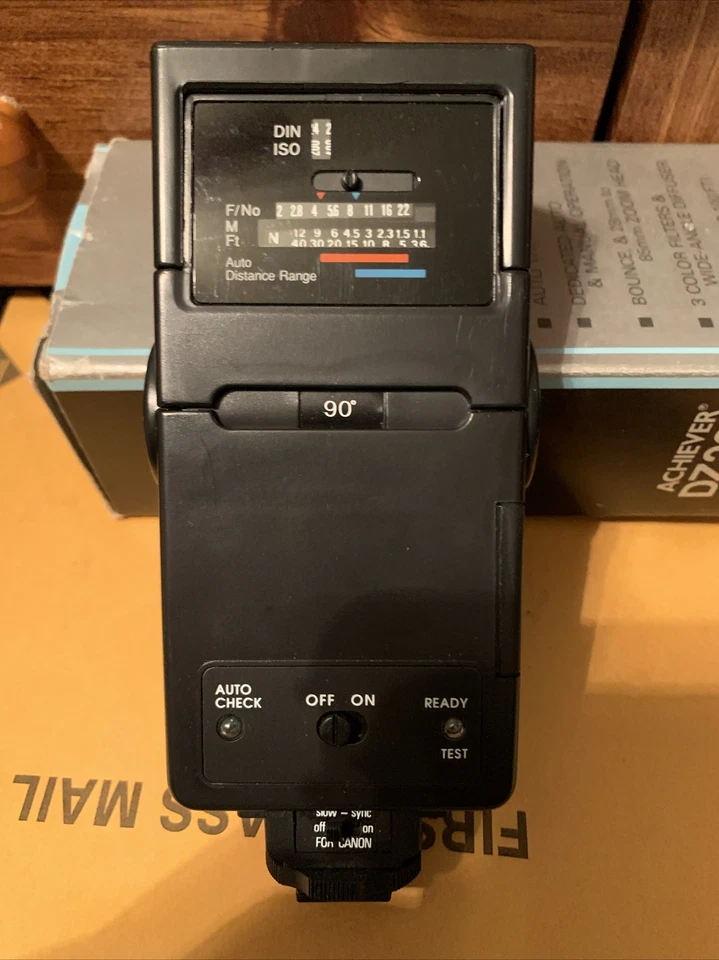 Achiever DZ 260 Auto Thyristor Zoom Flash For Canon 35mm SLR Cameras - UnTested - Image 3 of 4