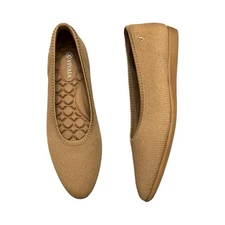 Vivaia Tamia Walker Lightweight Almond Toe Flats Size 39 In Nutmeg Beige EEUC