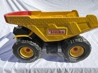 Vintage 2004 TONKA TRUCK 9158 - Metal Bed Dump Truck - Red Handle - HASBRO