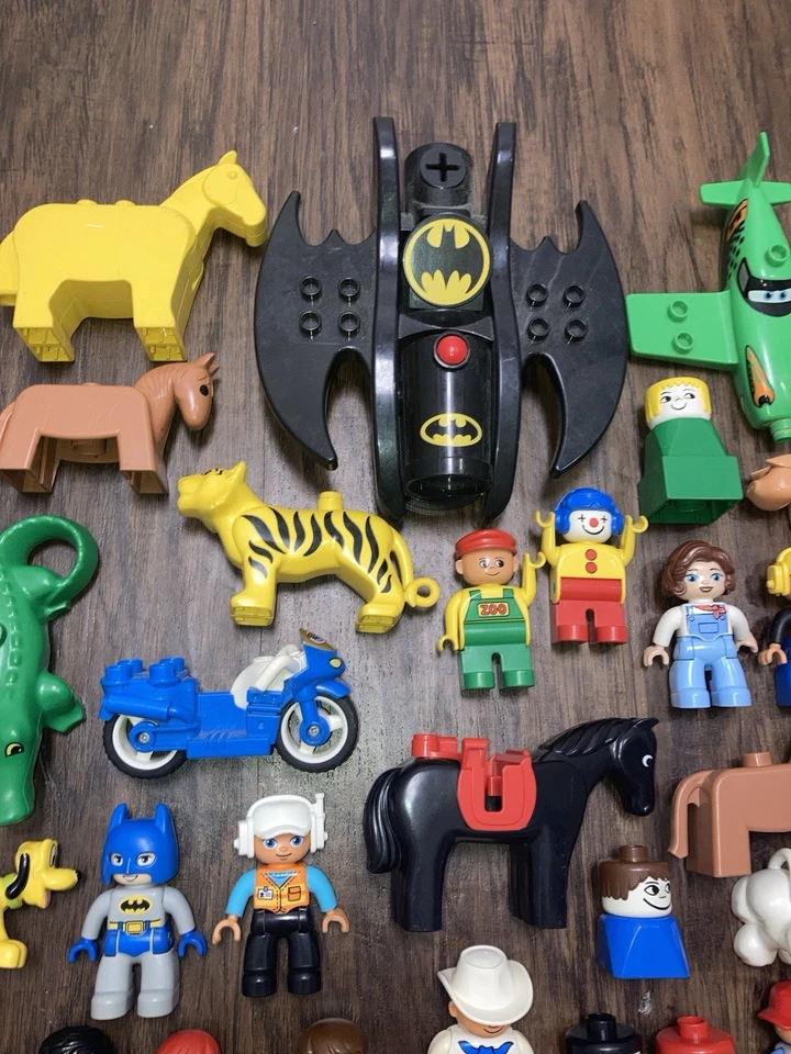 LEGO DUPLO Figures Animals Vehicles Lot of 31 Toy Minifigures (w Sea Diver) - Image 4 of 4