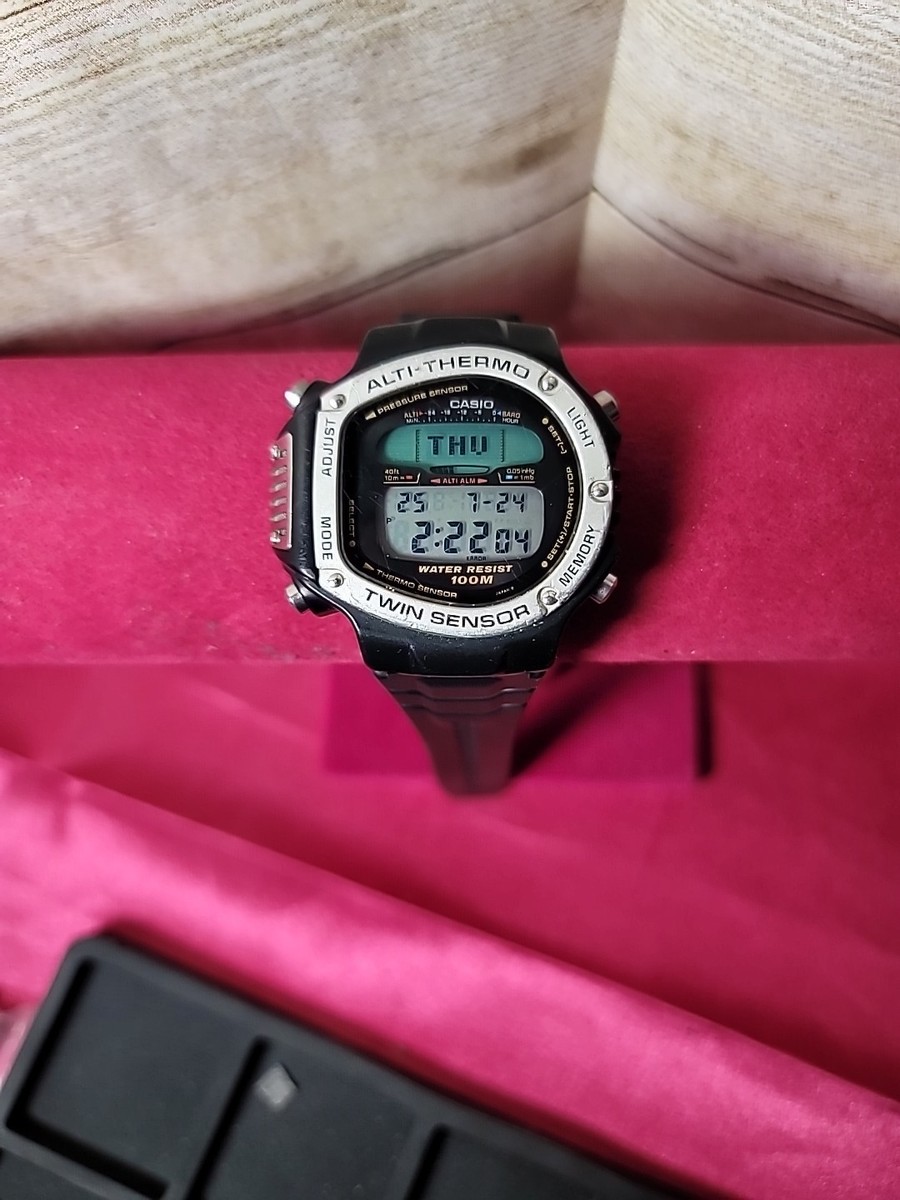 Casio ALT-6100-1V (950) Twin Sensor RARE JAPAN Men's Watch NEW