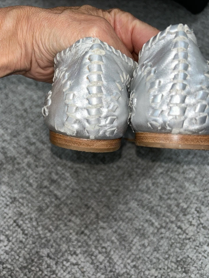 Jack Rogers Women's Sz 9 Navajo Leather Ballet Flats Silver Metallic Woven - Image 4 of 4