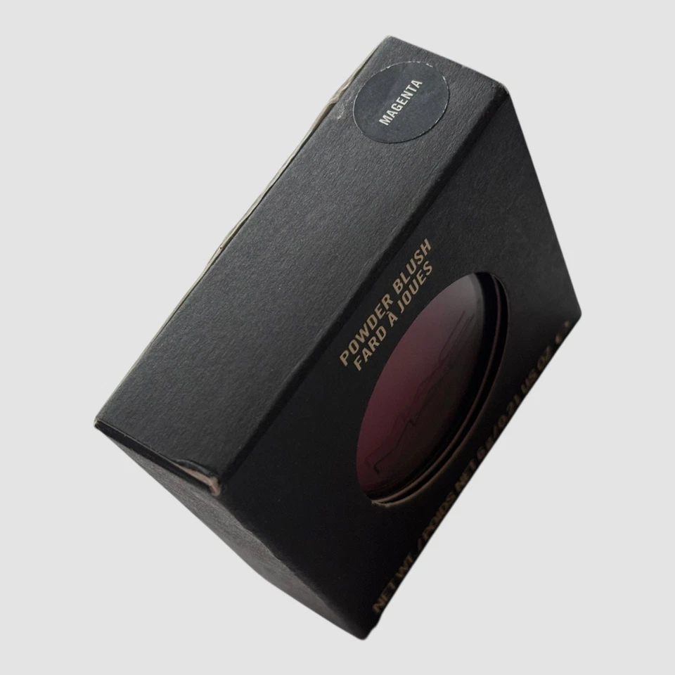 M·A·C Powder Blush Fard à Joues, shade: MAGENTA - 0.21 oz original TALC formula - Image 4 of 4