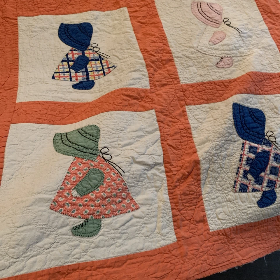 Antique Sunbonnet Baby Quilt with 20 Finished Embroidery Blocks Hand Stitched - Image 2 of 4