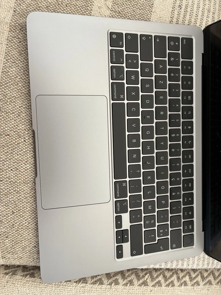 Apple MacBook Air 13" M3 · 24GB · 256GB, photo 3 sur 5