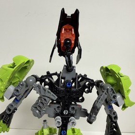 Lego Bionicle Tuma 8991 Black Gray Green Incomplete Action Figure READ