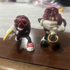 Vintage California Raisins Saxophone Player and surfer Figure 1987 lot