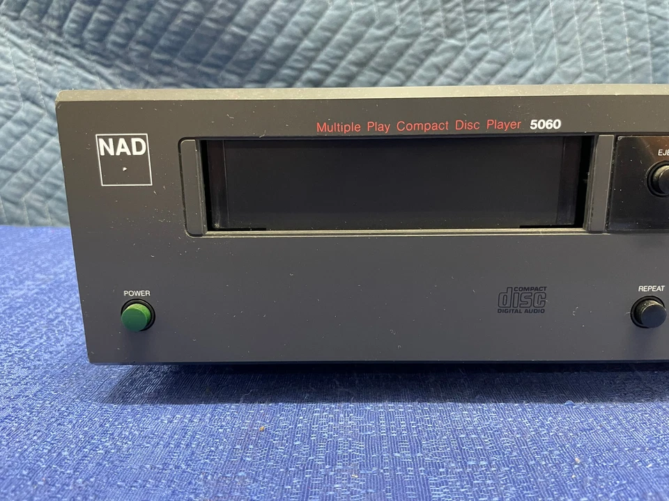 Reproductor de discos compactos NAD Multiple Play 5060 usado (leer descripción) Foto 2 de 4