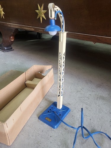 Lámpara De Pie Tren Eléctrico Serie HORNBY En Caja - Imagen 6 de 16