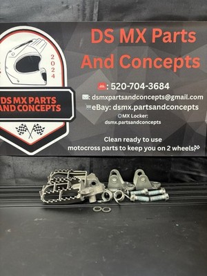 2005 - 2007 Suzuki Rmz450 Rm-z450 Foot Pegs Set Hardware
