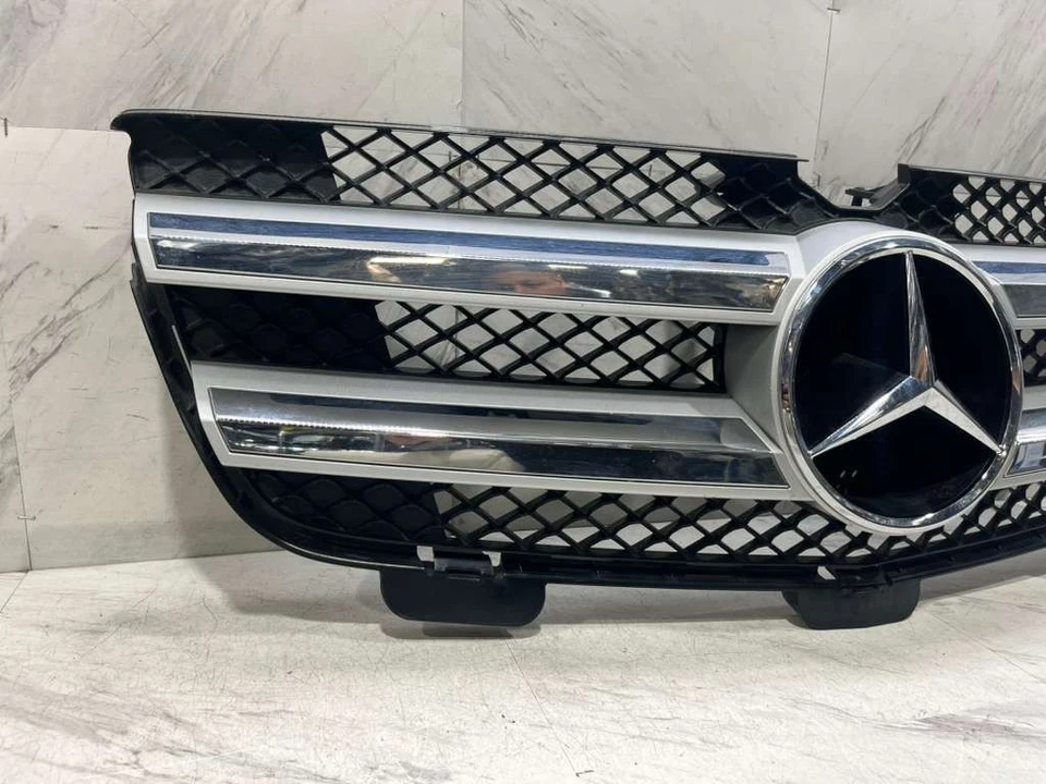2007 2009 MERCEDES BENZ GL350 GL320 GRILLE OEM FRONT CENTER GRILL A 164 888 0140 - Image 2 of 4
