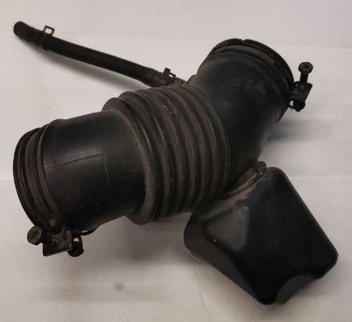 Kia Ceed SW (ED) 2.0 Luftansaugschlauch Rohr Luftfilter zu Drosselklappe