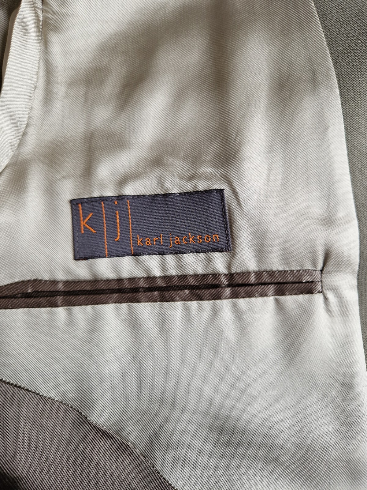Brand New Gents suit (Beige) image 3