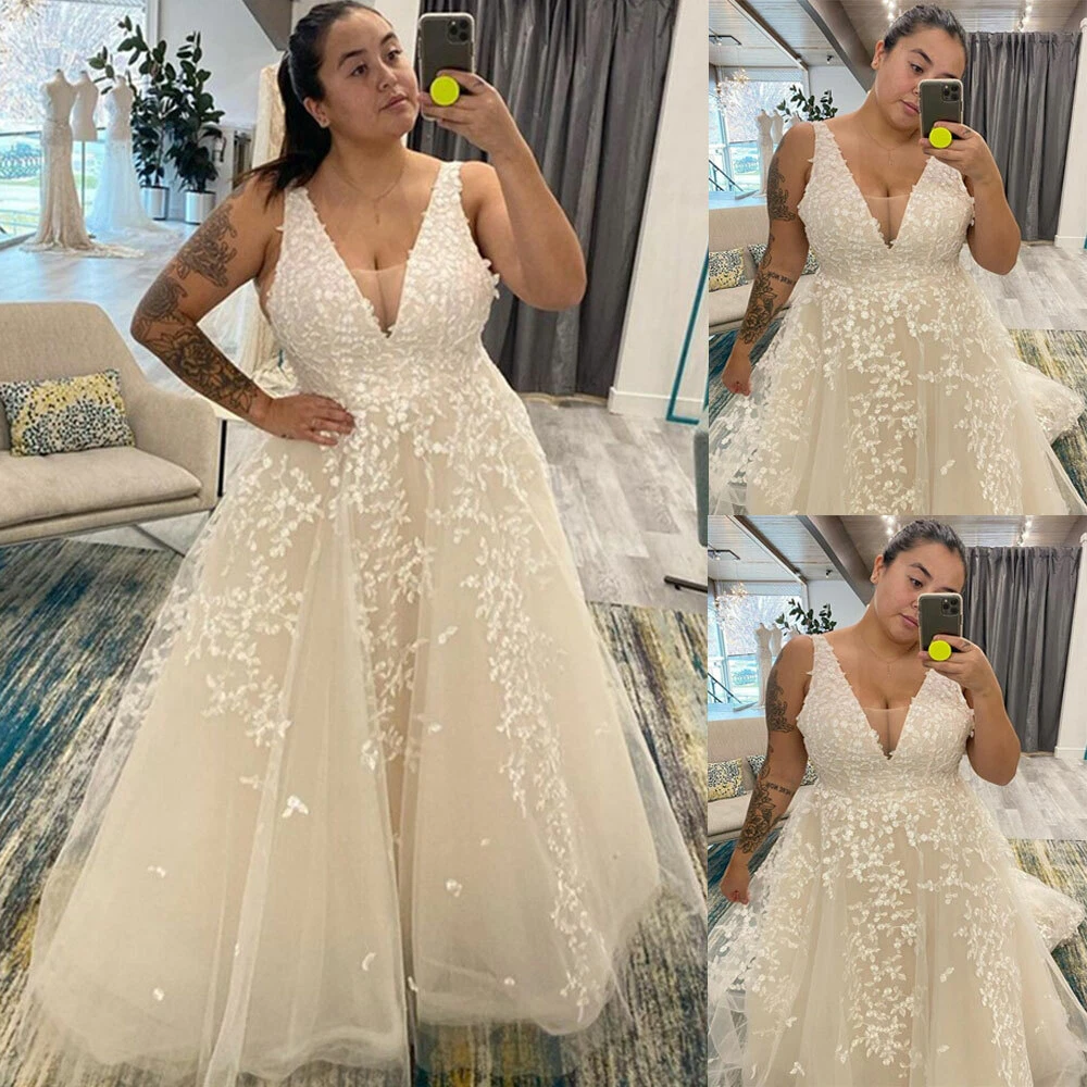 Plus Size Wedding Dresses V Neck Lace Appliques Sleeveless Boho Bridal Gowns