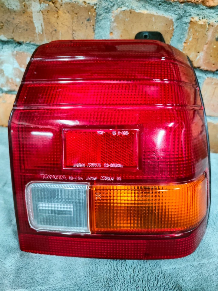 1984-1989 Toyota Starlet EP72 EP76 Right Tail Light Rear Lamp Lens RH Koito - Image 2 of 4