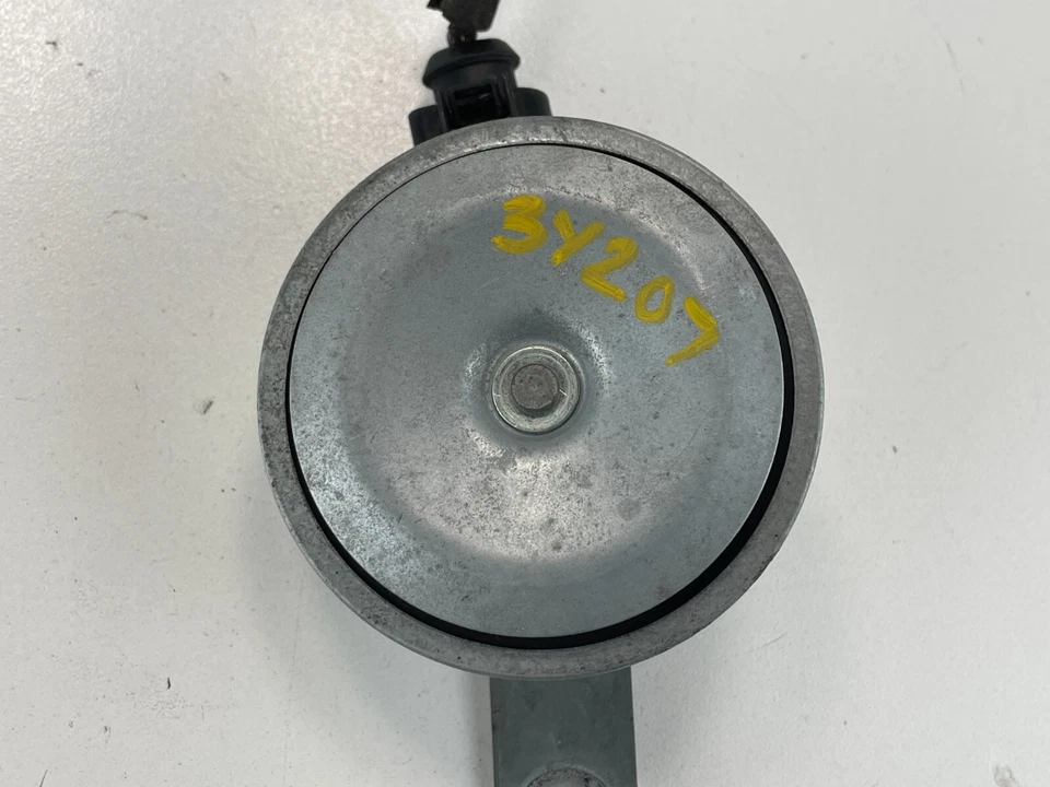 2005-2010 VOLKSWAGEN JETTA ANTI THEFT ALARM HORN SIREN OEM, 951 115H - Image 2 of 4