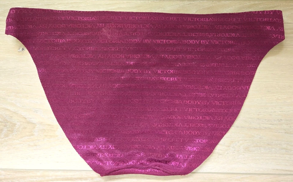 Bragas de bikini Victoria's Secret Body 2008 vintage de BBV suaves tiro bajo S nuevas con etiquetas Foto 2 de 3