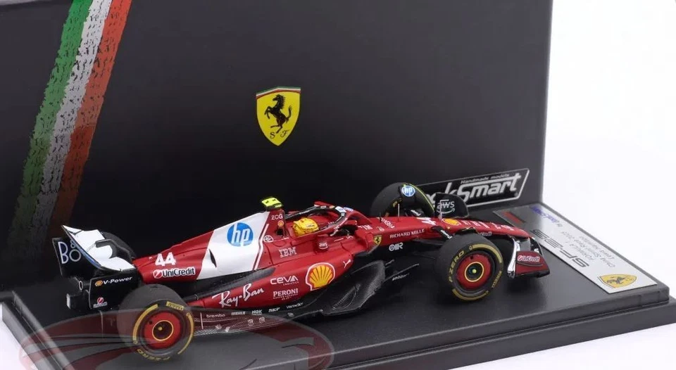 Lewis Hamilton Ferrari SF25 Winner China Sprint Race 2025 Scale 1/43 Looksmart - Immagine 2 di 4