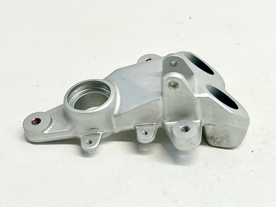 Soporte reposapiés izquierdo Ducati Multistrada 1000DS Hypermotard 796 1100 82410721A Foto 2 de 4