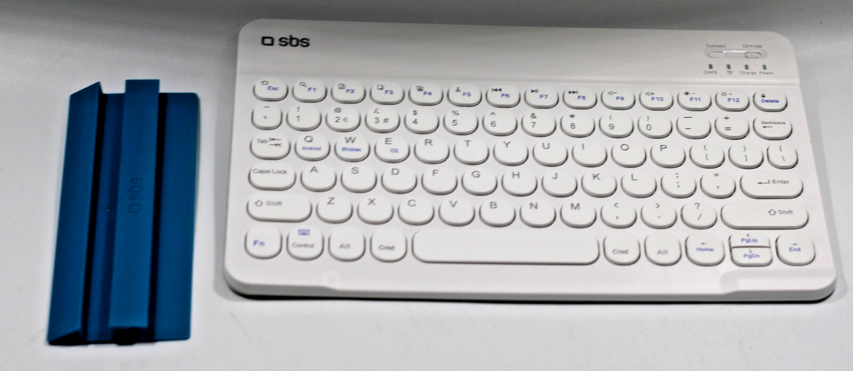 SBS Ultraslim Compact Wireless UK QWERTY Keyboard Smartphone/Tablet Stand  BNIB