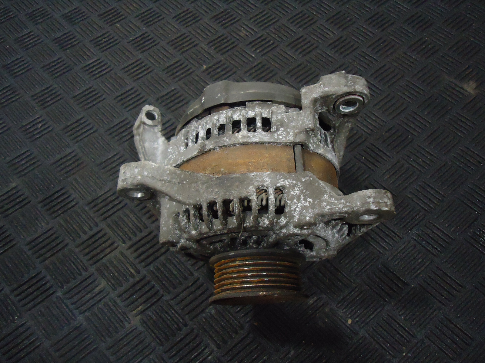 2009 JEEP GRAND CHEROKEE LAREDO 3.7L V6 ALTERNATOR 56029914AG eBay