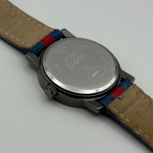Mini Boden Homme Montre Quartz Cadran Noir Rouge Bleu Sangle Japon Travail 34mm - Photo 10 sur 22