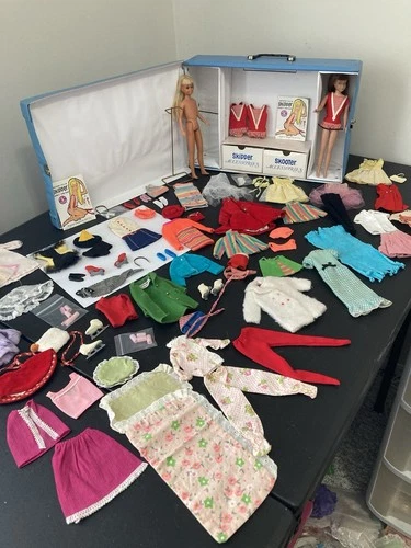LOT of Vintage Barbie Skipper Mattel Case/Dolls/Clothing/Accessories 94 PIECES