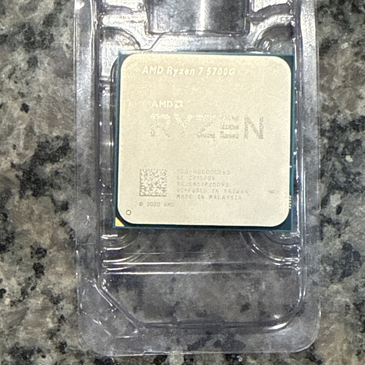 AMD Ryzen 7 5700G Processor (4.6 GHz, 8 Cores, Socket AM4) Box