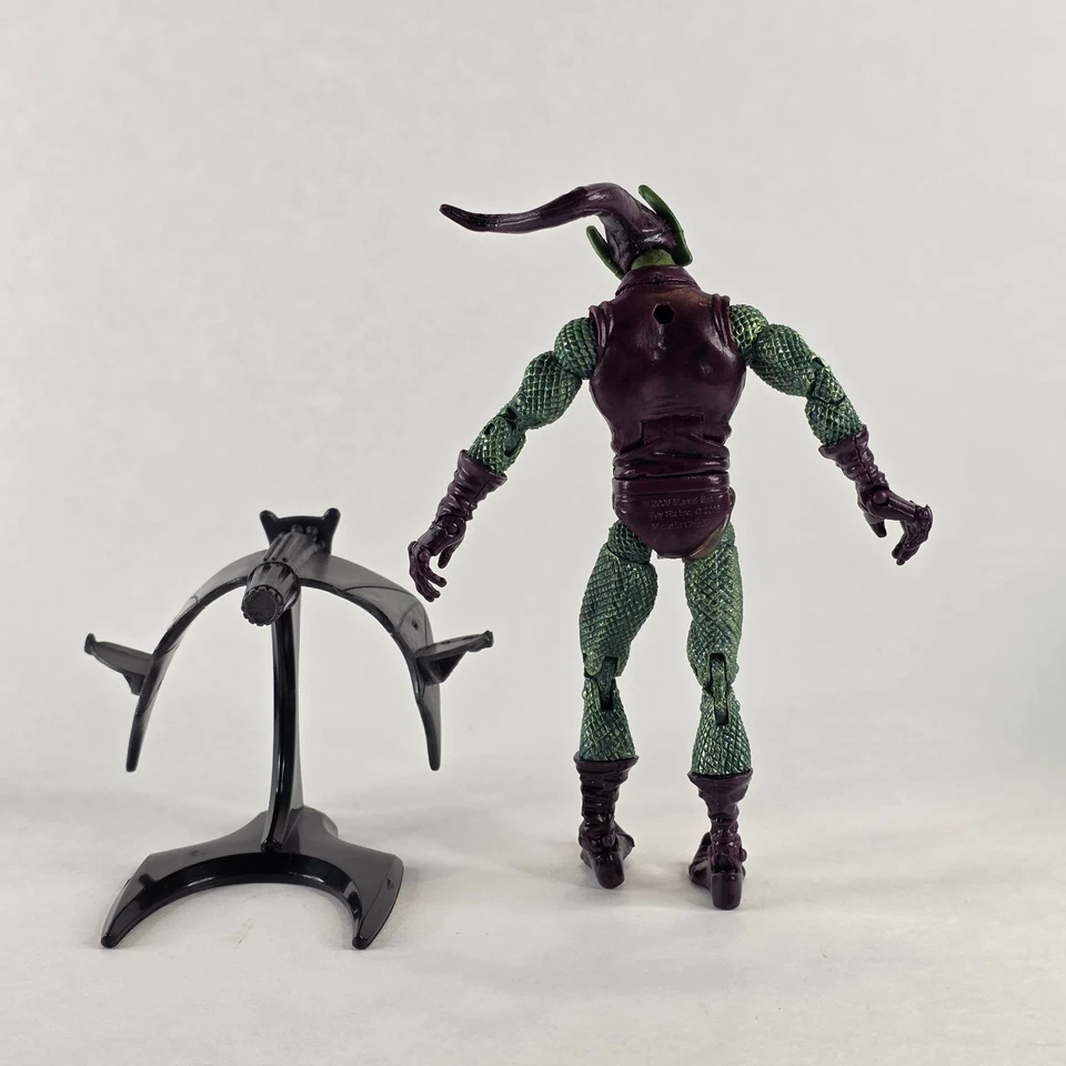 Green Goblin Toy Biz 2006 Marvel Legends Onslaught Series - Image 3 of 4